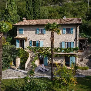 Giacomazzi House Bri Apartment